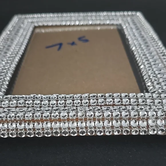 Elegant Silver Photo Frame New 7x5 Handmade - Picture 3 of 4